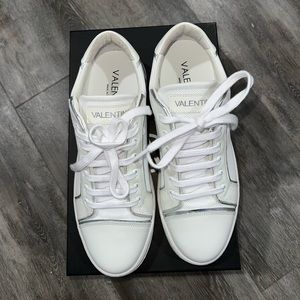BRAND NEW Valentino sneakers !